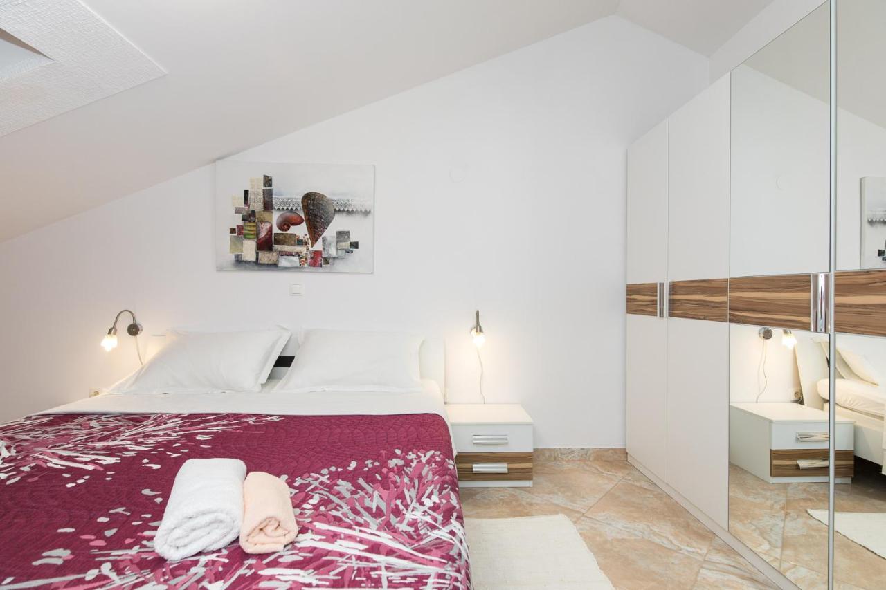 Apartmani Alma プナト エクステリア 写真