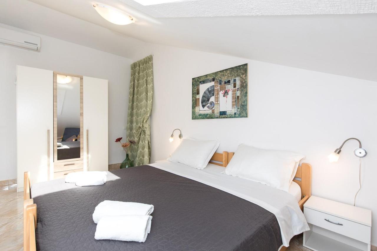 Apartmani Alma プナト エクステリア 写真